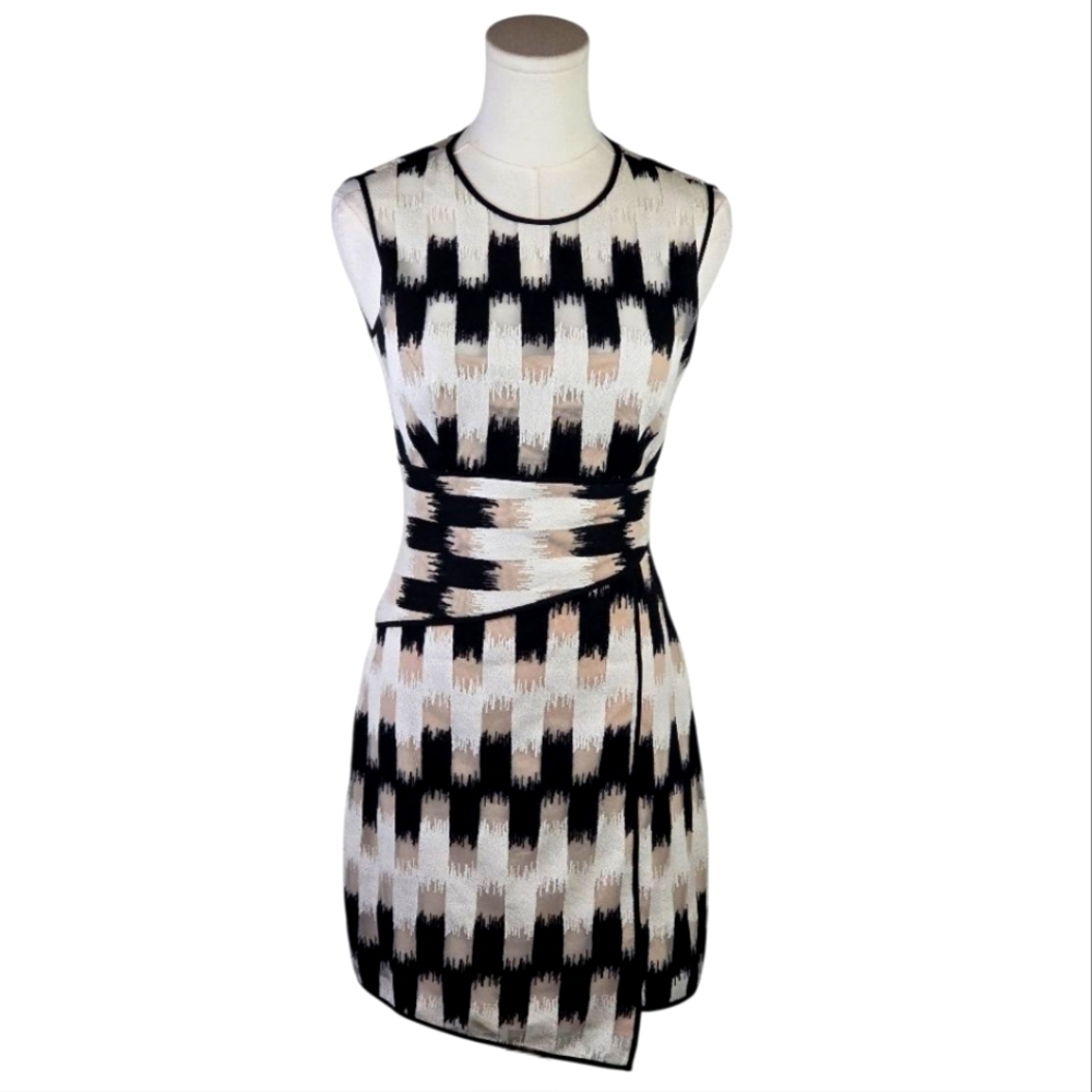 BCBGMAXAZRIA Ikat Print Sheath Dress Size 0 Sleeveless Asymmetrical Waist